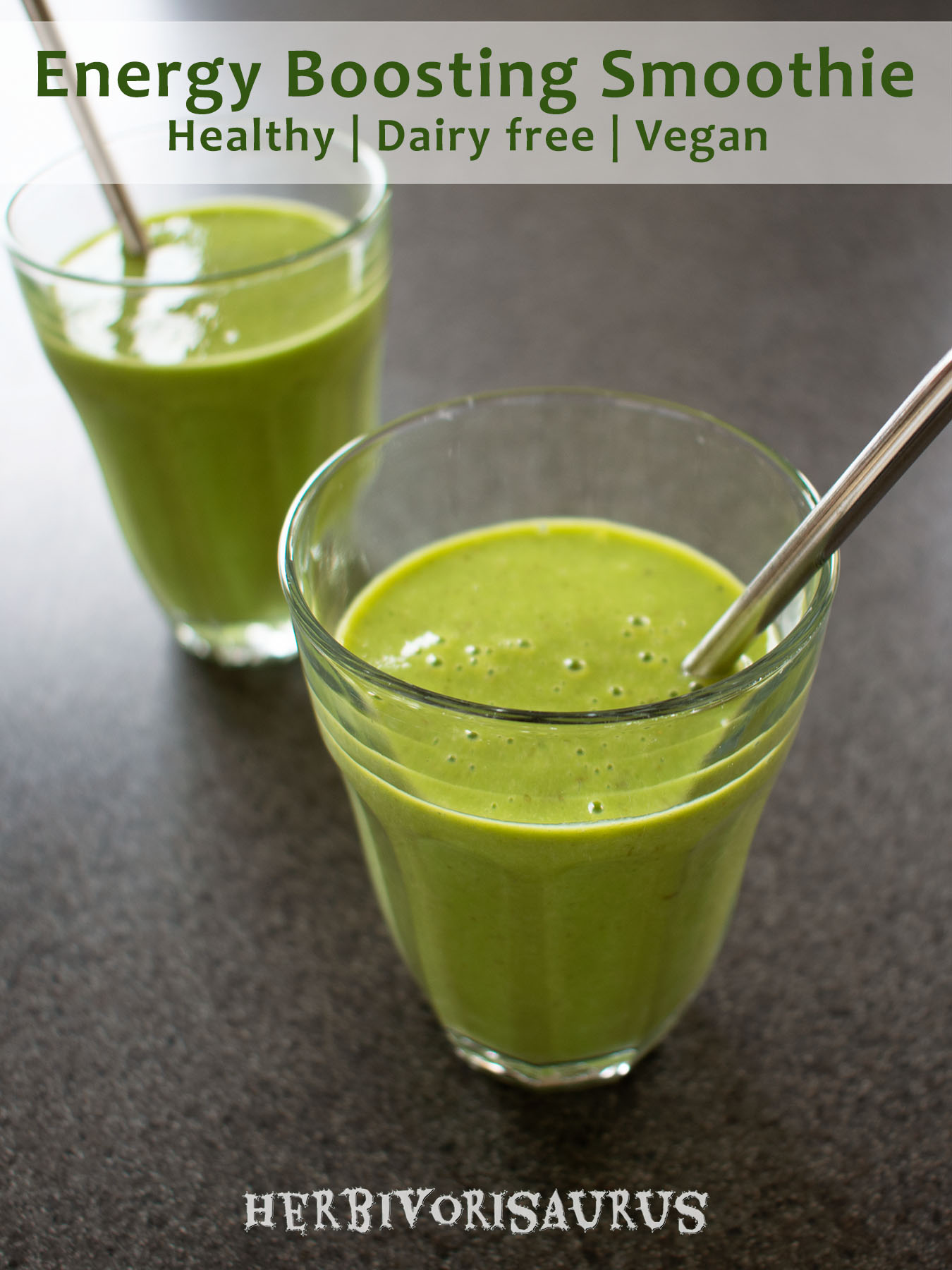 This green smoothie is creamy with just the right level of sweetness. It will give you plenty of energy to get you through the morning.