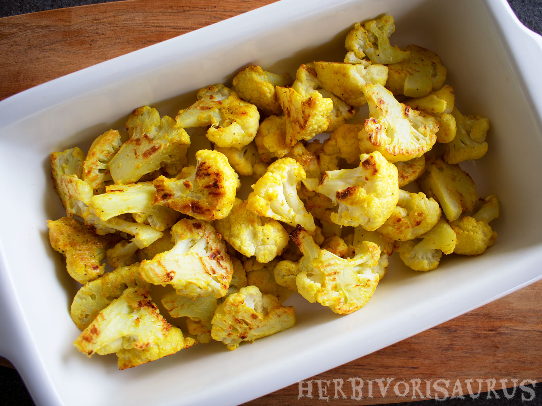 Perfect roasted cauliflower that uses tahini and spices to give this a delicious savoury, cheezy flavour.